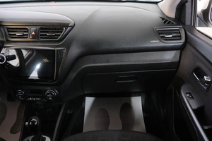 Седан Kia Rio 2014 года, 949000 рублей, Омск