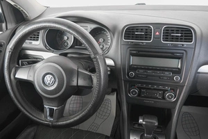 Хетчбэк Volkswagen Golf 2009 года, 799000 рублей, Кемерово