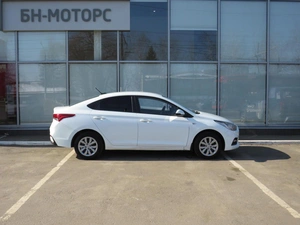 Седан Hyundai Solaris 2019 года, 1295000 рублей, Брянск