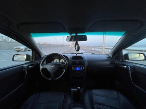 Хетчбэк Opel Astra 2000 года, 250000 рублей, Красноярск