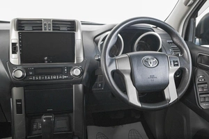 Внедорожник Toyota Land Cruiser Prado 2010 года, 3329000 рублей, Кемерово