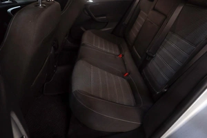 Лифтбек Opel Insignia 2013 года, 769000 рублей, Челябинск