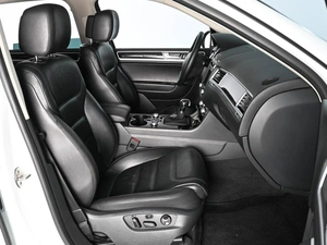Внедорожник Volkswagen Touareg 2015 года, 2569000 рублей, Аксай
