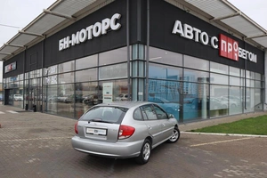 Универсал Kia Rio 2004 года, 370000 рублей, Мирное