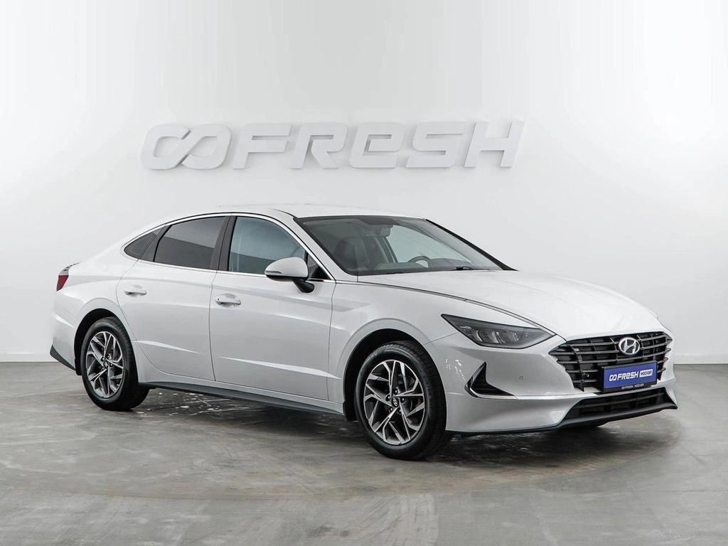 Седан Hyundai Sonata 2019 года, 2199046 рублей, Москва