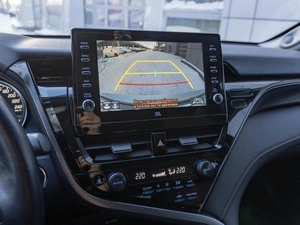 Седан Toyota Camry 2021 года, 3199000 рублей, Санкт-Петербург