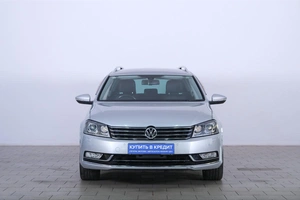 Универсал Volkswagen Passat 2012 года, 1229000 рублей, Омск