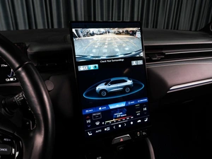 Внедорожник Honda e:NS1 2022 года, 2449000 рублей, Тюмень