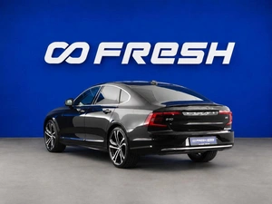 Седан Volvo S90 2023 года, 4599050 рублей, Москва