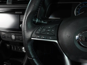 Хетчбэк Nissan Leaf 2017 года, 1679000 рублей, Воронеж