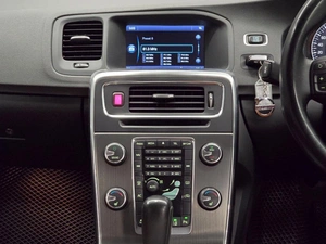 Универсал Volvo V60 2012 года, 1150000 рублей, Красноярск