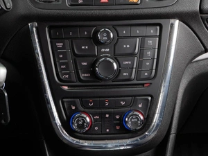 Внедорожник Opel Mokka 2013 года, 1199000 рублей, Тюмень