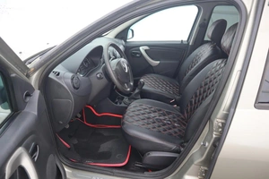 Хэтчбек Renault Sandero 2011 года, 735000 рублей, Орёл