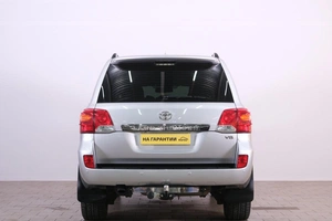 Внедорожник Toyota Land Cruiser 2013 года, 5099000 рублей, Омск
