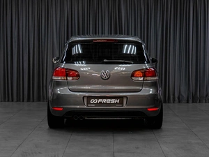 Хетчбэк Volkswagen Golf 2012 года, 719000 рублей, Тюмень