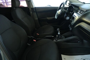 Седан Kia Rio 2015 года, 1119000 рублей, Омск