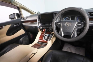 Минивэн Toyota Vellfire 2013 года, 3179000 рублей, Новосибирск