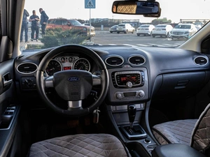 Хетчбэк Ford Focus 2011 года, 800000 рублей, Краснодар