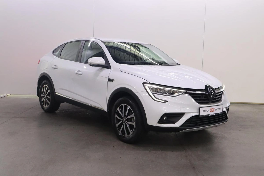Внедорожник Renault Arkana 2021 года, 1575000 рублей, Брянск