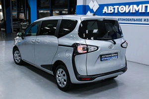 Минивэн Toyota Sienta 2018 года, 1293000 рублей, Солонцы