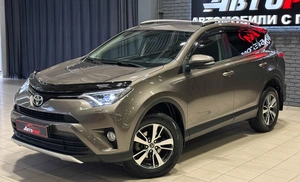Внедорожник Toyota RAV4 2017 года, 2497000 рублей, Красноярск