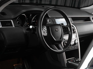 Внедорожник Land Rover Discovery Sport 2017 года, 2685000 рублей, Тюмень