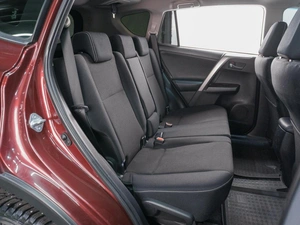 Внедорожник Toyota RAV4 2018 года, 2729000 рублей, Сургут