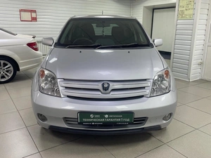 Хетчбэк Toyota Ist 2002 года, 550000 рублей, Ачинск