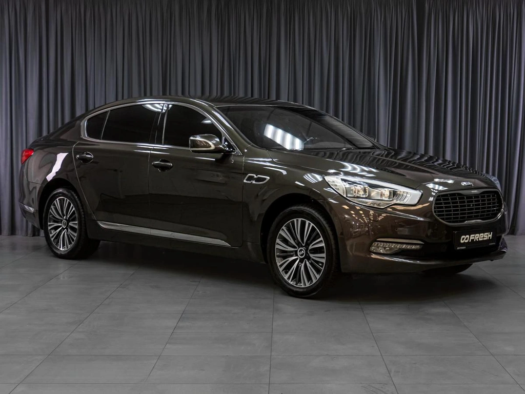 Седан Kia Quoris 2014 года, 2199000 рублей, Тюмень