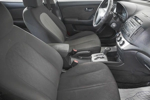 Седан Hyundai Elantra 2010 года, 599000 рублей, Кемерово