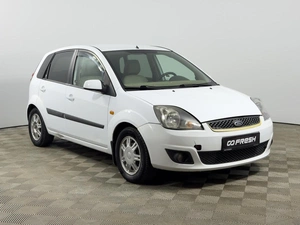 Хетчбэк Ford Fiesta 2006 года, 427100 рублей, Казань