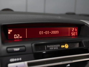 Минивэн Kia Venga 2011 года, 790000 рублей, Омск