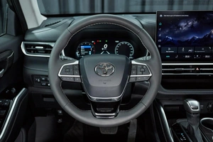Внедорожник Toyota Highlander 2026 года, 5249000 рублей, Красноярск