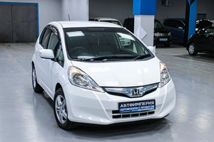 Хетчбэк Honda Fit 2011 года, 748000 рублей, Солонцы