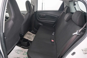 Хетчбэк Toyota Vitz 2019 года, 1119000 рублей, Красноярск