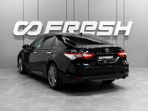 Седан Toyota Camry 2018 года, 2749000 рублей, Тюмень