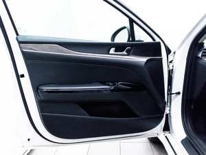 Седан Kia K5 2022 года, 2990000 рублей, Красноярск