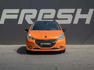 Хетчбэк Peugeot 208 2013 года, 799000 рублей, Краснодар