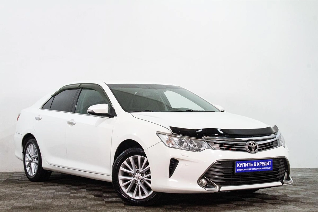 Седан Toyota Camry 2015 года, 2099000 рублей, Сургут