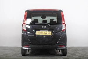 Минивэн Toyota Roomy 2021 года, 969000 рублей, Томск