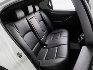 Седан BMW 5 серия 2011 года, 1659000 рублей, Тюмень