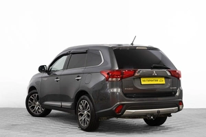 Внедорожник Mitsubishi Outlander 2015 года, 2489000 рублей, Барнаул