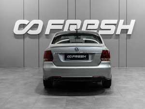 Седан Volkswagen Polo 2016 года, 1099000 рублей, Тюмень