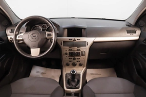 Универсал Opel Astra 2008 года, 549000 рублей, Челябинск