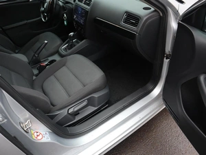 Седан Volkswagen Jetta 2018 года, 1400000 рублей, Железногорск