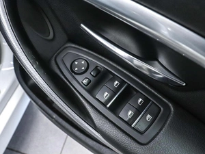 Универсал BMW 3 серия 2018 года, 1800000 рублей, Красноярск