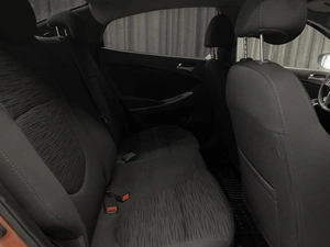 Седан Hyundai Solaris 2015 года, 899000 рублей, Красноярск