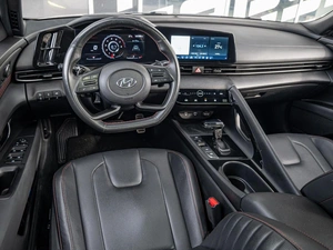 Седан Hyundai Elantra 2020 года, 1850000 рублей, Краснодар