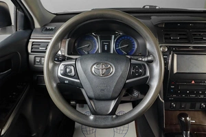 Седан Toyota Camry 2015 года, 1769000 рублей, Тюмень