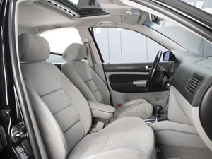 Седан Volkswagen Jetta 2000 года, 799000 рублей, Омск